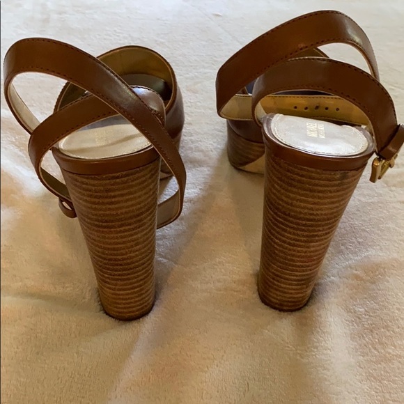 Michael Kors Trina Tan Leather Platform - Picture 5 of 6